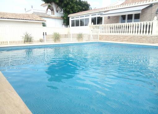 Bungalow - Segunda Mano - Las Mimosas - Las Mimosas