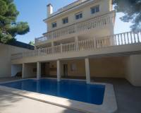 Resale - Villa - Orihuela Costa - Campoamor