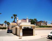 Resale - Villa - Orihuela Costa - Playa Flamenca